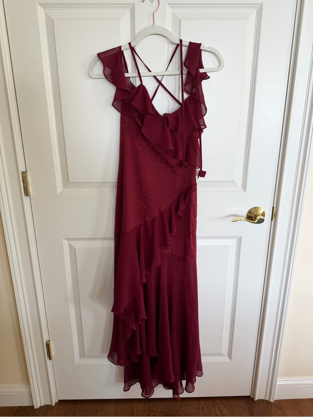 En Saison Annalis High-Low Burgundy Dress - Picture 3 of 6